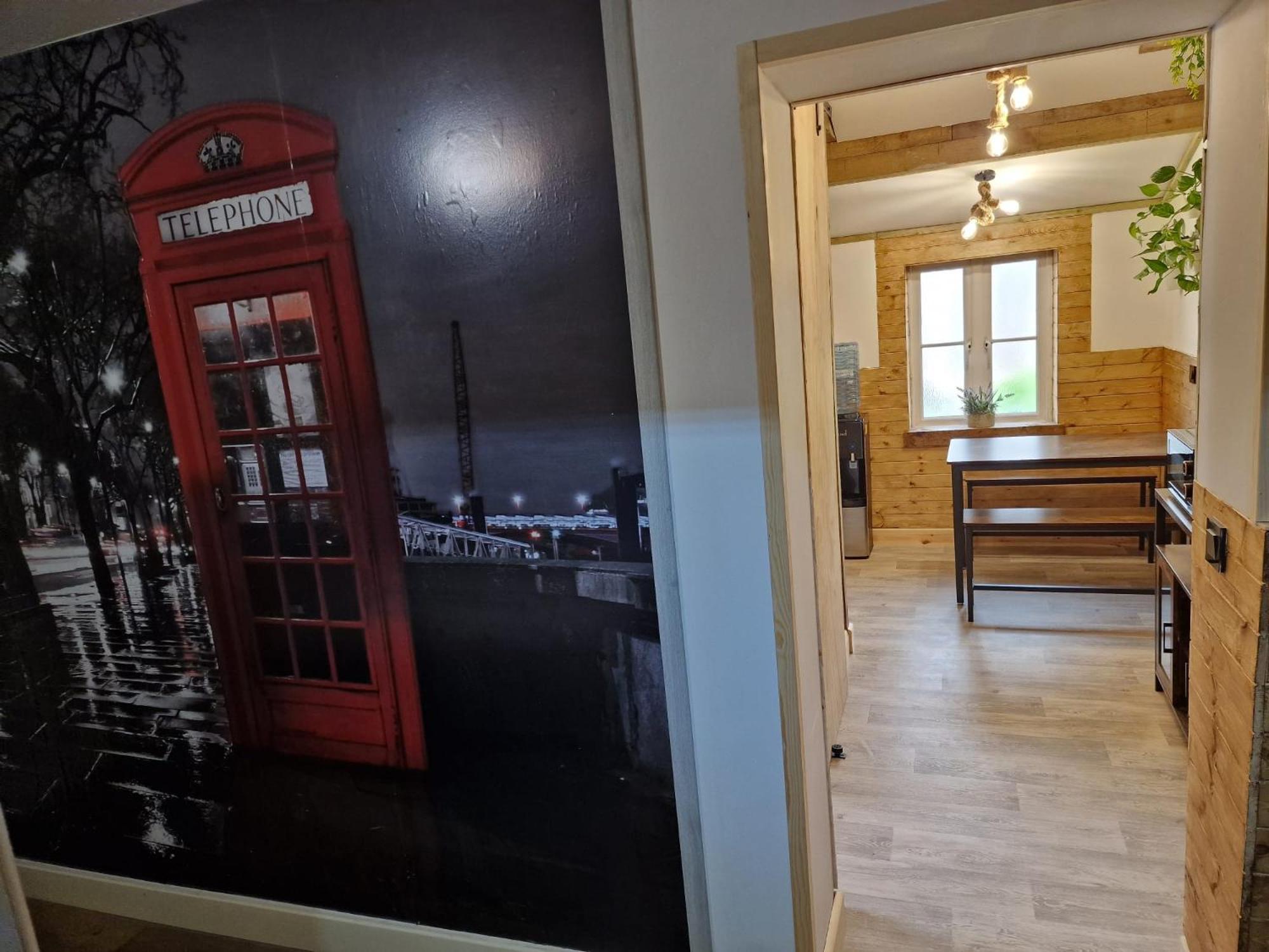 Two-Bedroom Cosy Country Lodge With Private Patio Greenhithe Extérieur photo